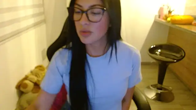 Mia_Paradis Chat XXX in diretta