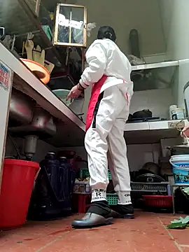 Basanis68 – Live XXX-chat