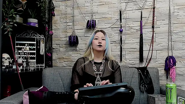 CruelMistress – Naživo XXX chat