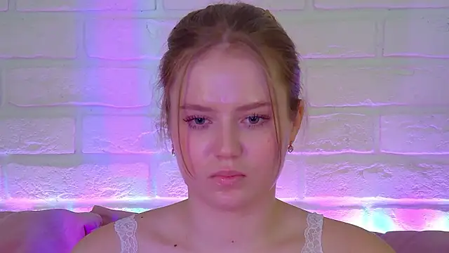 SelinSwarovski's Live XXX Chat