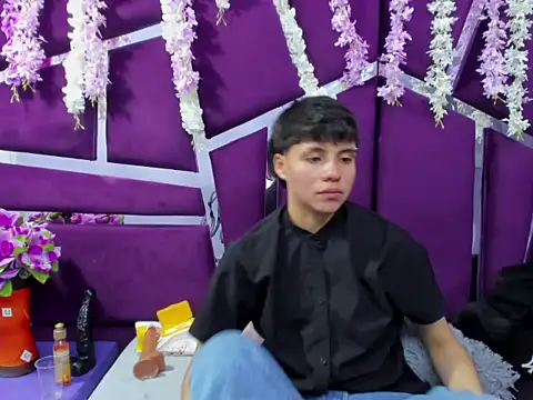 Bruno_Cruzz Live XXX Chat