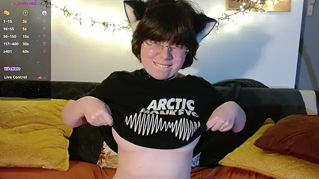 XXX chat uživo modela HardNerdVoid