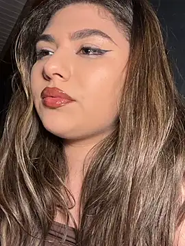 IvyDesire লাইভ XXX চ্যাট