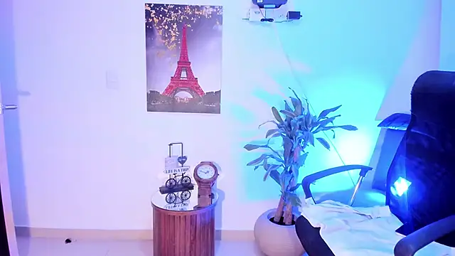 Chat XXX en directo de MaggieBrownn