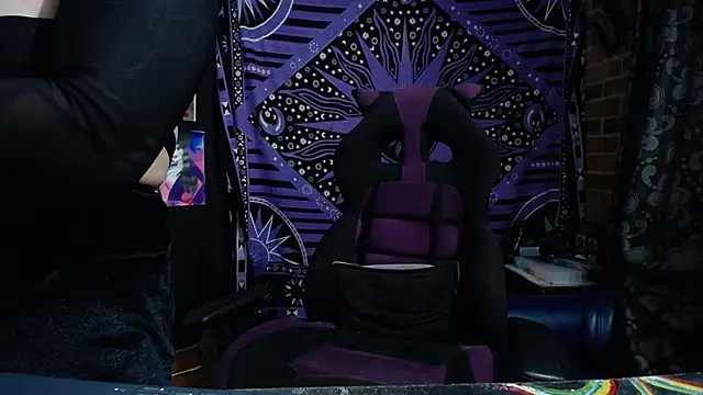 Czat XXX na żywo – Yourmadame_P