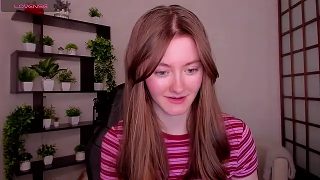 KateCuddle Adlı Modelin Web Kamerası Şovu