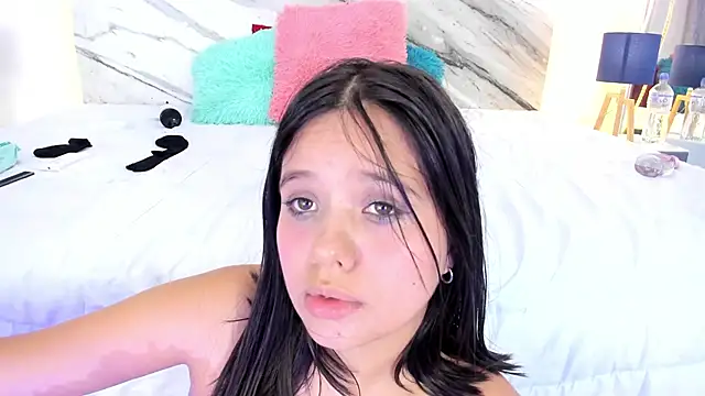 thamiina_ – Naživo XXX chat