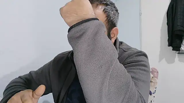 Chat XXX en directo de big_snakee