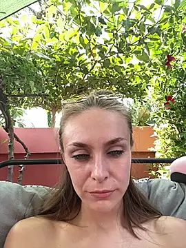 White_mistress Live XXX-chat