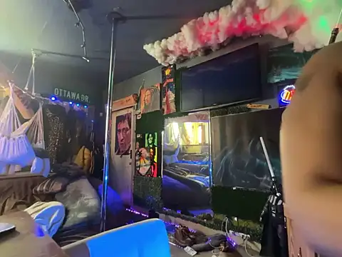 GoddessFatPuss' Live XXX Chat