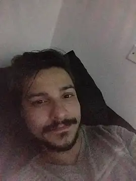 MoundingEwenkin Live XXX chat