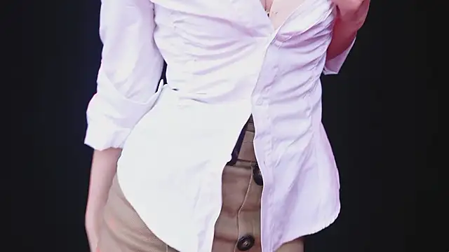 Sweet--Baby's Live XXX Chat