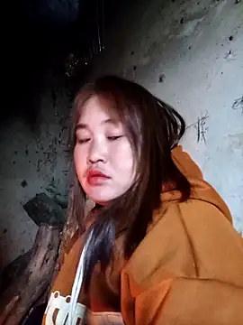 -myaa-'s Live XXX Chat