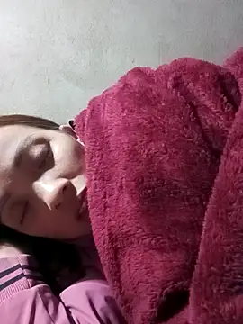 Andrea-688's Live XXX Chat