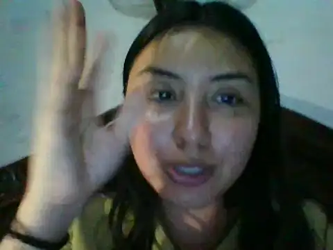 _Romilly_: διαδικτυακό σόου στην κάμερα