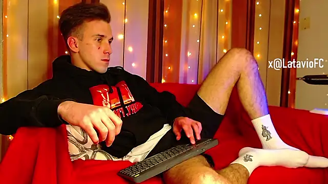 XXX chat uživo modela Midnighter_