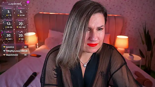 Онлайн чат XXX KiraRoxx