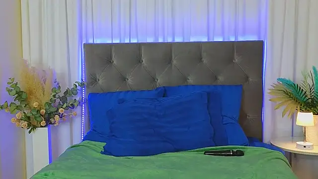 Ariana_Petite's Live XXX Chat