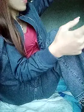 nhinhi-sexy's Live XXX Chat