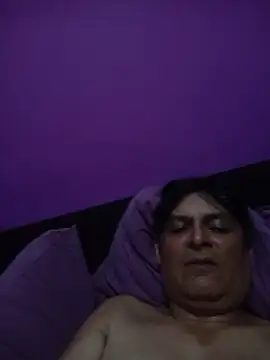 AdultAgency: онлайн-секс-чат