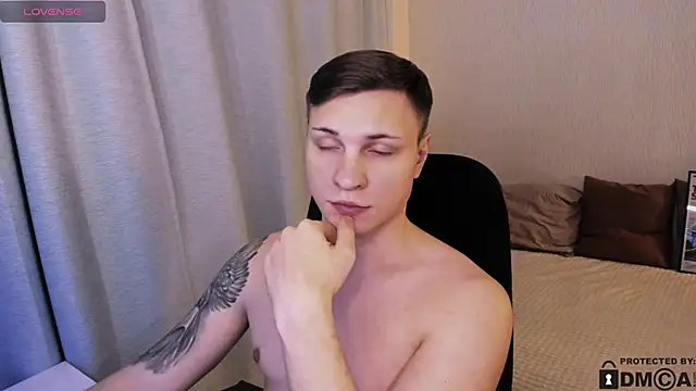 handsome_guy01: онлайн-секс-ч ат