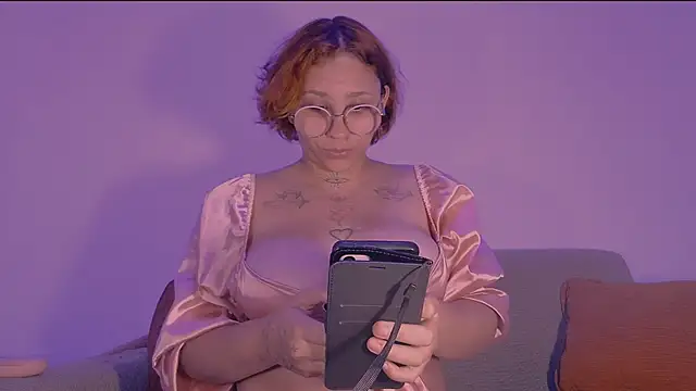 Онлайн чат XXX Lilmuh_