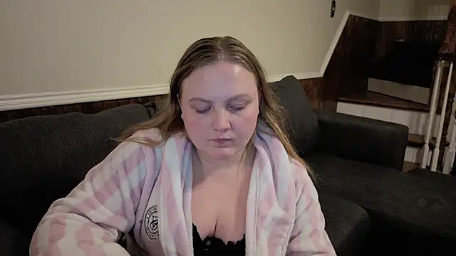 PhatAssBlond's Live XXX Chat