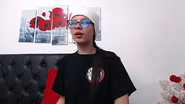 pinky_f00xn Live XXX chat