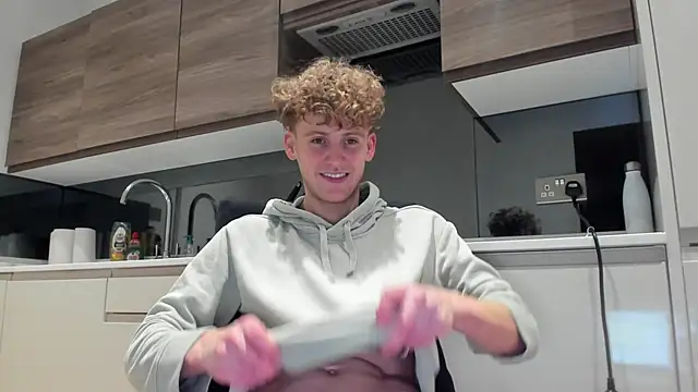 DominantAlex18's Webcam Show