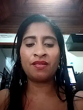 CarolinaNavas33's Live XXX Chat