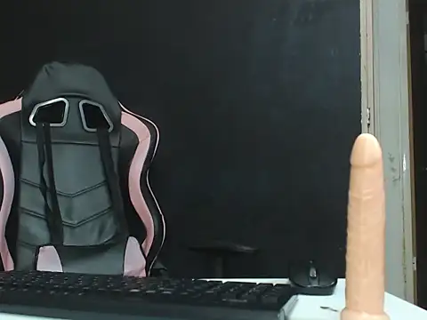 AnthonyRosz 라이브 XXX 채팅