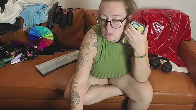 JadeStarUK Chat XXX in diretta