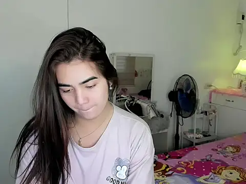 Онлайн чат XXX nica_doll