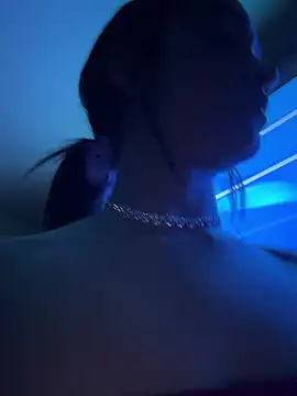 Isabella-Teen Obrolan Langsung XXX