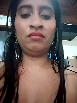 Онлайн чат XXX CarolinaNavas33