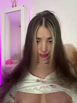 Онлайн чат XXX Ashleyjenner_