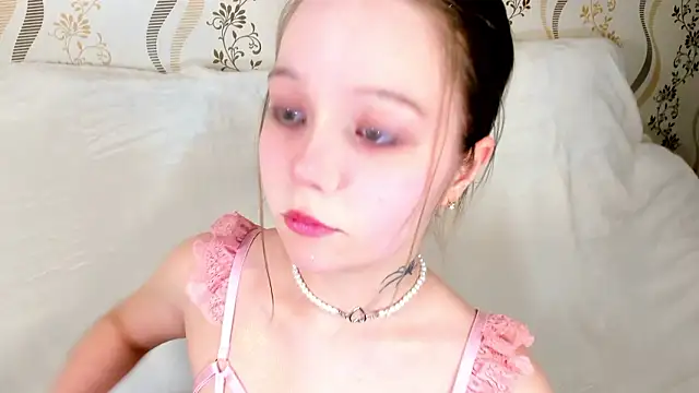 MelMooon – Live XXX-chat