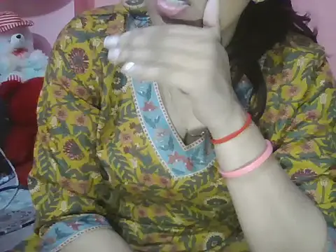 Hot-shanvi: απευθείας συνομιλία ΧΧΧ