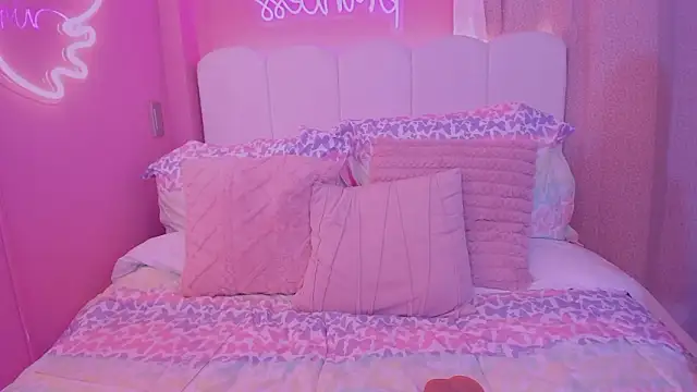 n1nna – Live XXX-chat