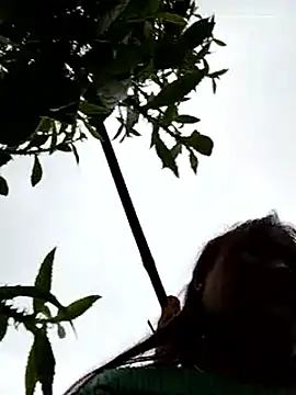 XXX chat uživo modela m-mbae