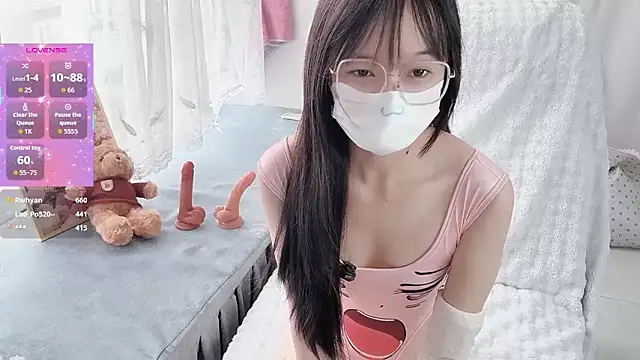 XXX chat uživo modela _nannan_