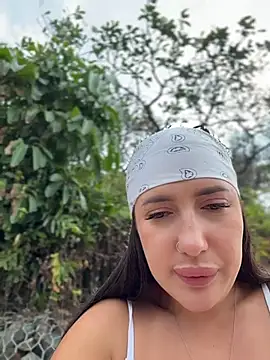 AleksandraRich's Live XXX Chat