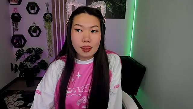 LunaPurrr's Live XXX Chat