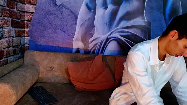 ZyroNight's Webcam Show