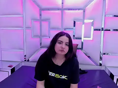 IsabelDelacroix's Live XXX Chat