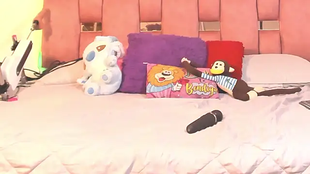 Chat +18 de Betzabeth-Miller ao vivo