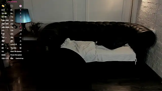 Dark_Moni লাইভ XXX চ্যাট