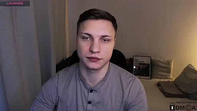 handsome_guy01 élő XXX-chatje