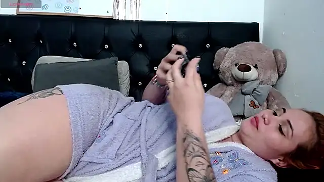 Baby_hornyJM's Live XXX Chat