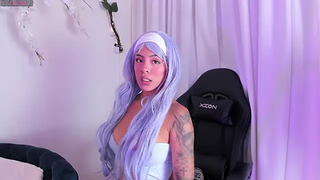 charlotte_mitchell_ Adlı Modelin Canlı XXX Sohbeti